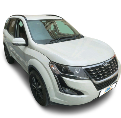Mahindra XUV500-img